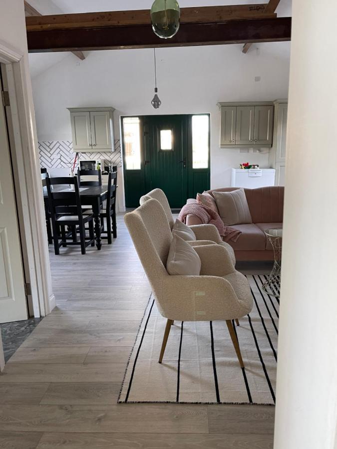 Cosy Apartment With Fire Stove Athlone Eksteriør billede